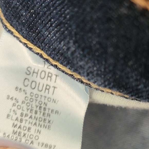 Old Navy the flirt jeans - Picture 7 of 8